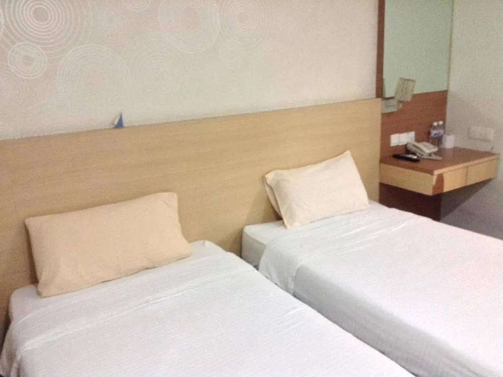 Maxim Hotel Kota Kinabalu 2*,  Malaysia